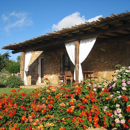 Villa Le Tre Pietre Baja Sardinia Exterior foto