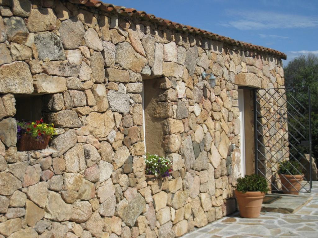 Villa Le Tre Pietre Baja Sardinia Exterior foto