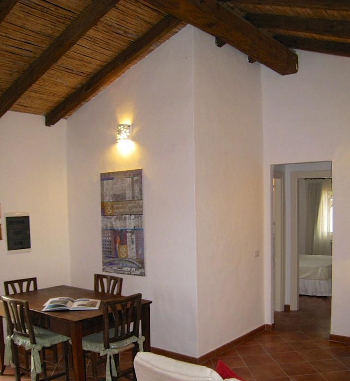 Villa Le Tre Pietre Baja Sardinia Exterior foto