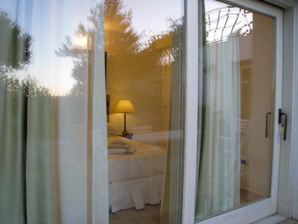 Villa Le Tre Pietre Baja Sardinia Exterior foto