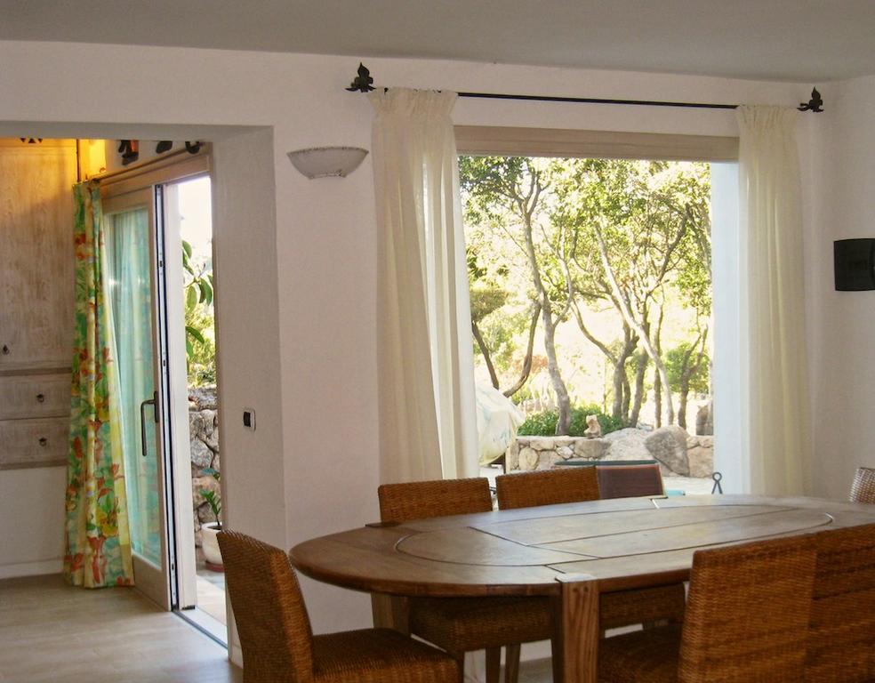 Villa Le Tre Pietre Baja Sardinia Exterior foto